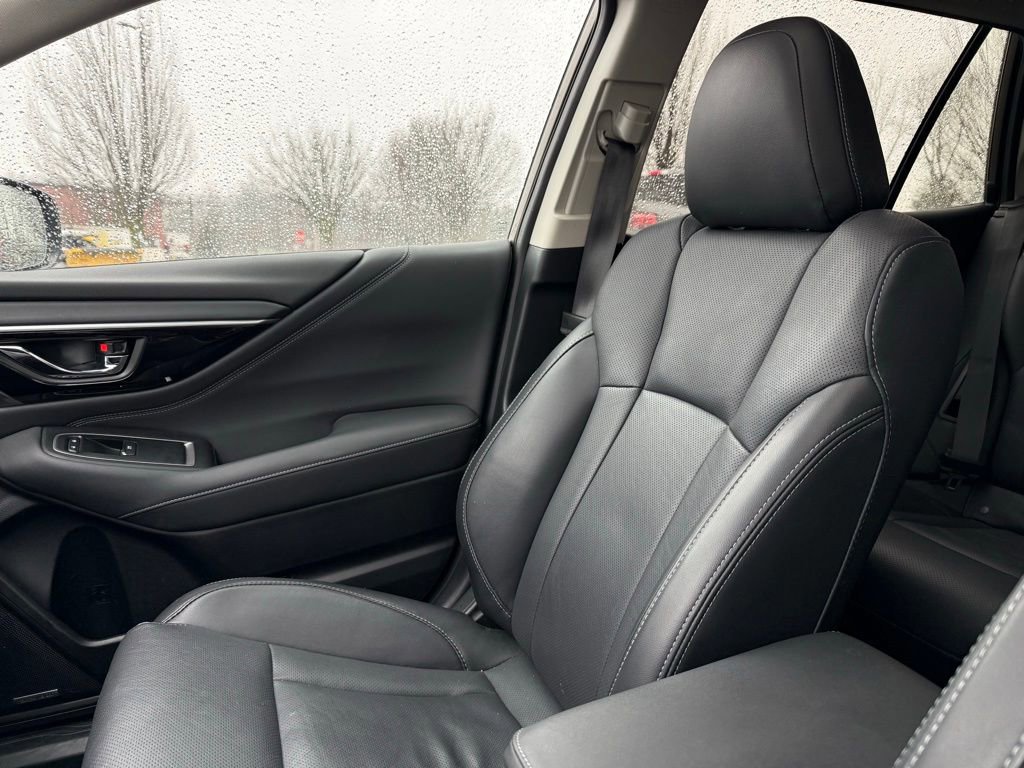 Used 2022 Subaru Outback Limited image 15