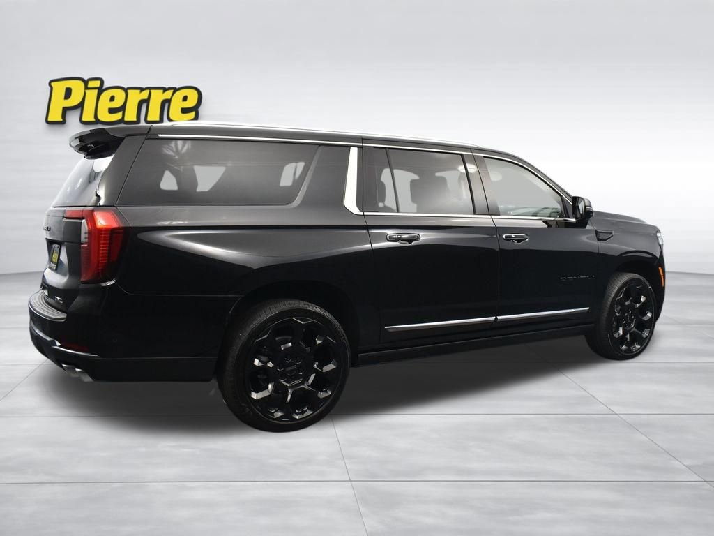 Used 2025 GMC Yukon XL Denali Ultimate AWD/4WD image 4