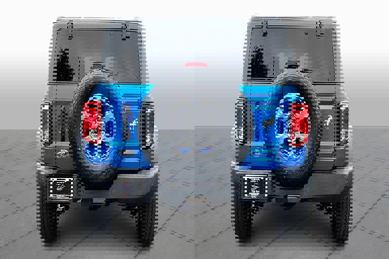 Certified 2025 Ford Bronco Big Bend image 2