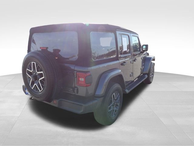 Used 2024 Jeep Wrangler Unlimited Sahara AWD/4WD image 9