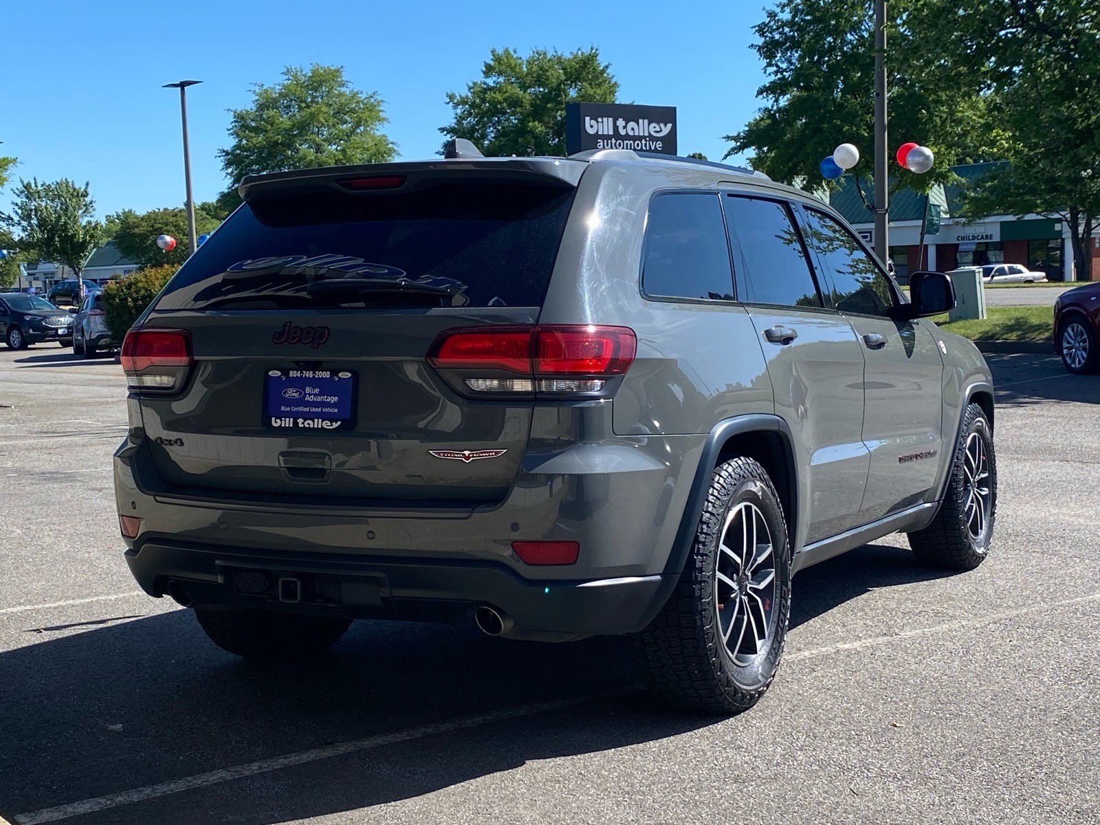 Used 2020 Jeep Grand Cherokee Trailhawk AWD/4WD image 3