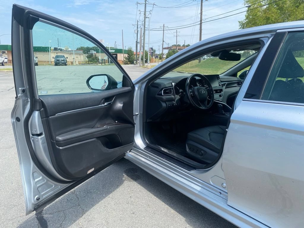 Used 2024 Toyota Camry XSE FWD image 10