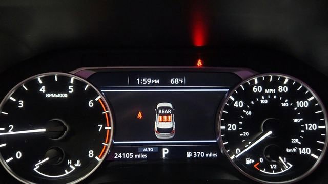 Used 2024 Nissan Rogue SV image 11