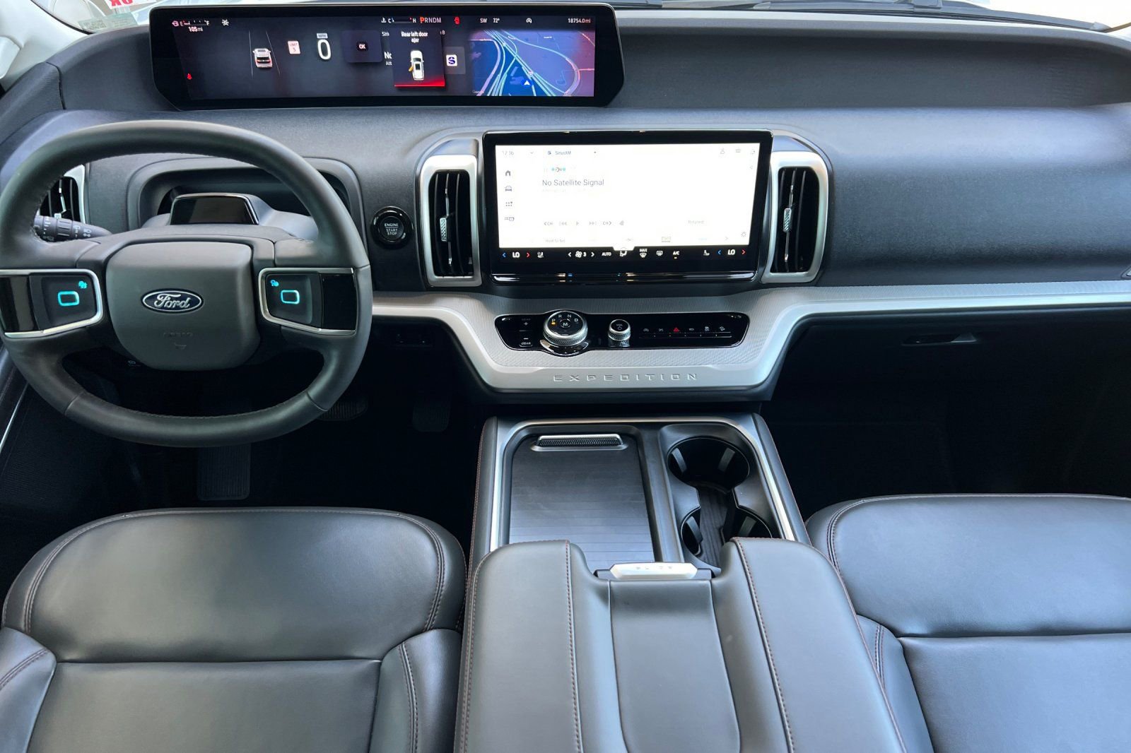 Certified 2025 Ford Expedition Active AWD/4WD image 3