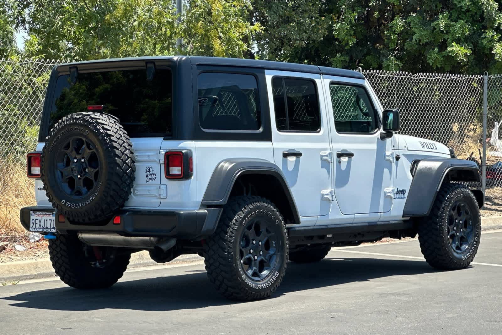 Used 2023 Jeep Wrangler Unlimited w/ 8.4" Radio Group AWD/4WD image 2