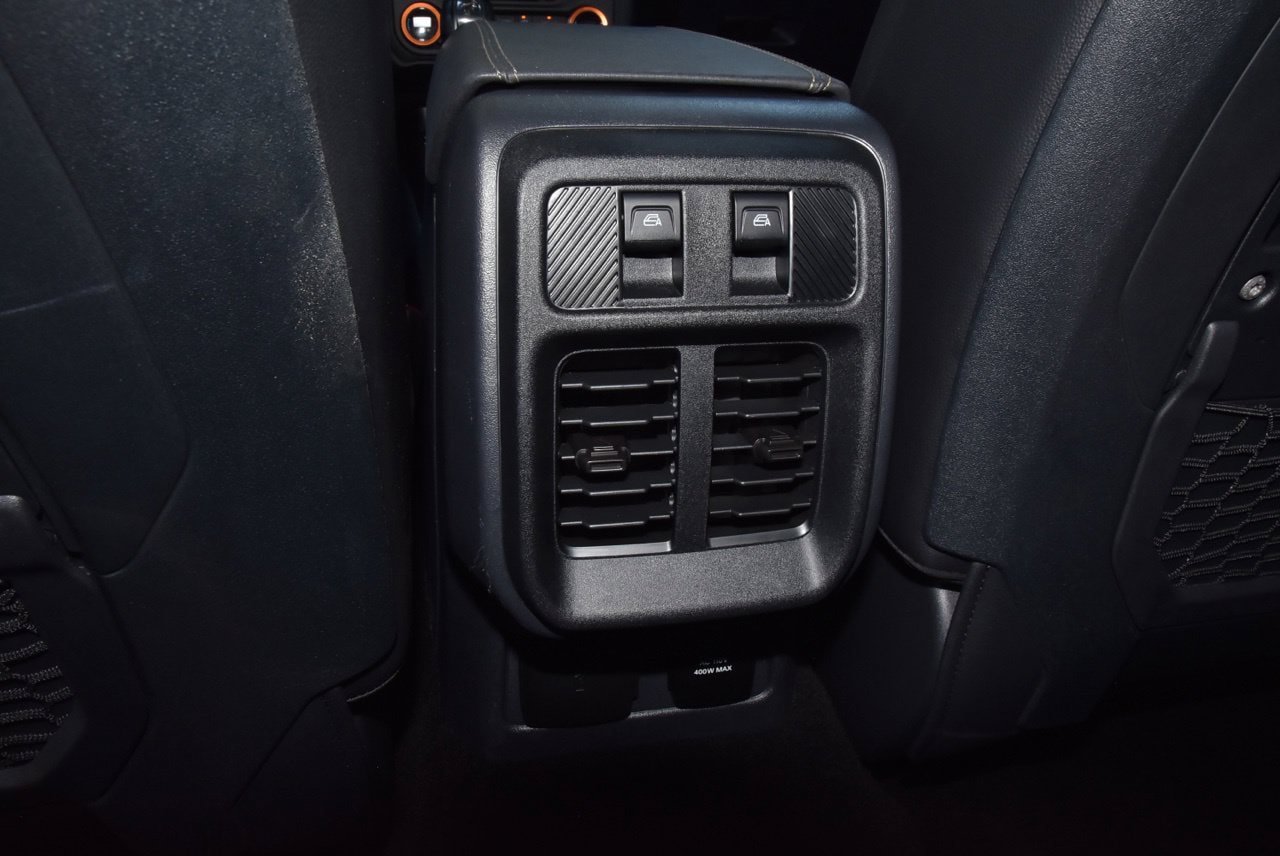 Certified 2025 Ford Bronco Badlands AWD/4WD image 19