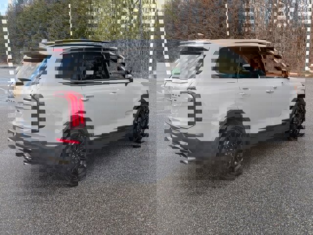 Used 2022 Kia Telluride EX w/ EX Premium Package image 5