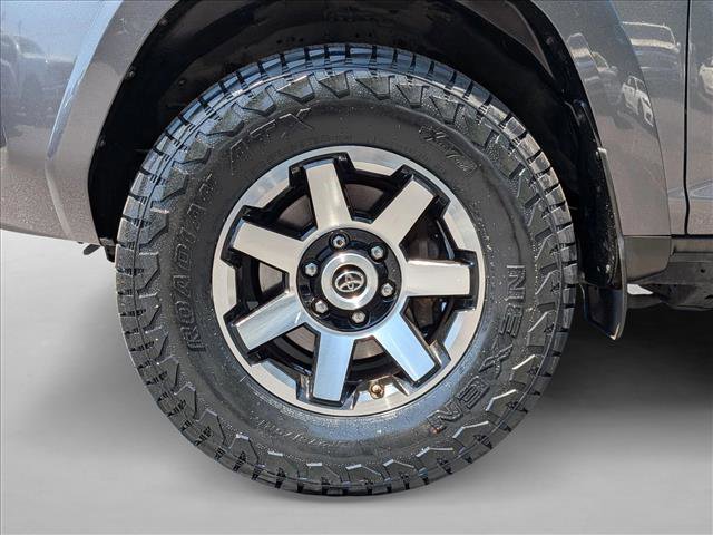Used 2019 Toyota 4Runner TRD Off-Road AWD/4WD image 22
