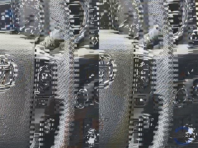 Used 2023 Toyota Tacoma TRD Sport image 15