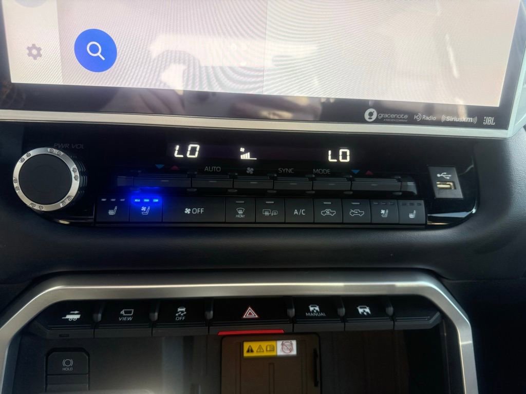 Used 2022 Toyota Tundra Platinum w/ Advanced Package image 25