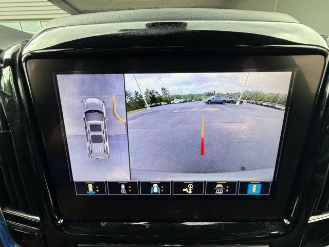 Used 2023 Chevrolet Traverse RS image 32