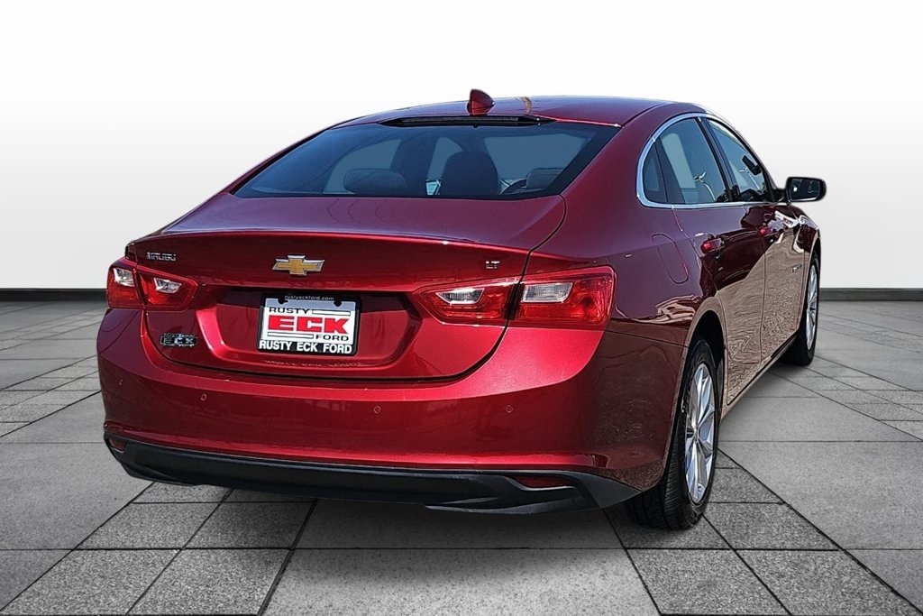Used 2025 Chevrolet Malibu LT FWD image 5