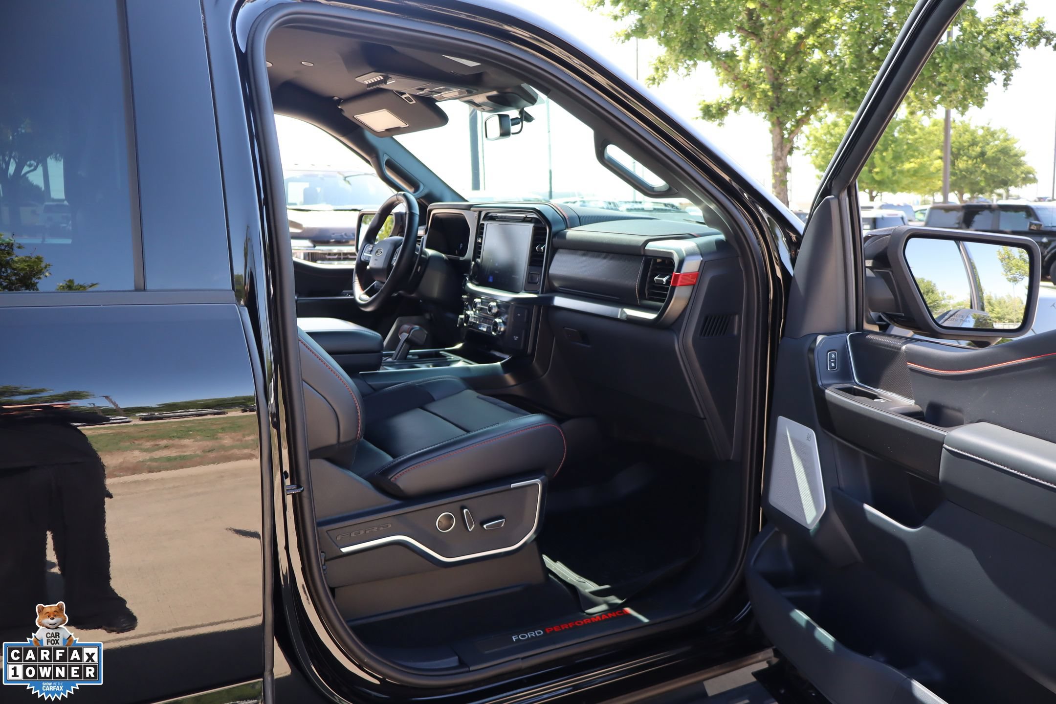 Certified 2025 Ford F150 Raptor AWD/4WD image 28