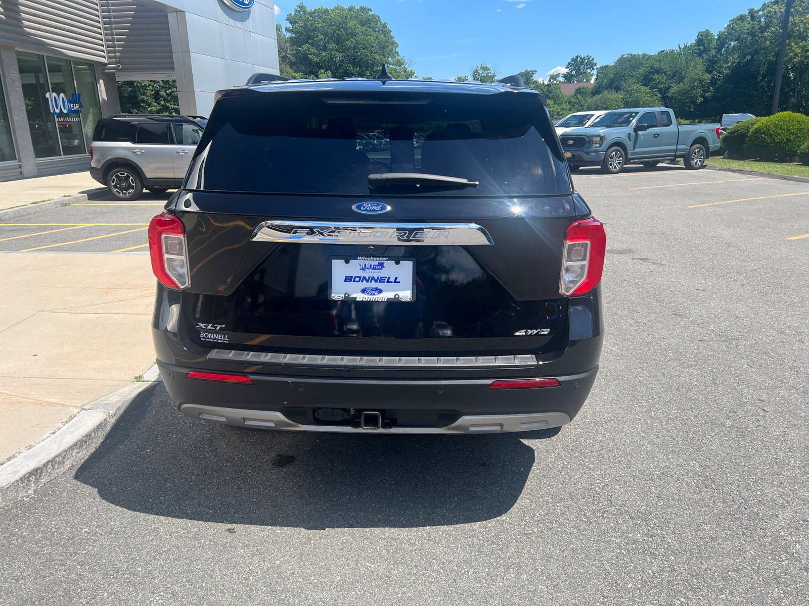 Certified 2023 Ford Explorer XLT w/ Equipment Group 202A AWD/4WD image 6
