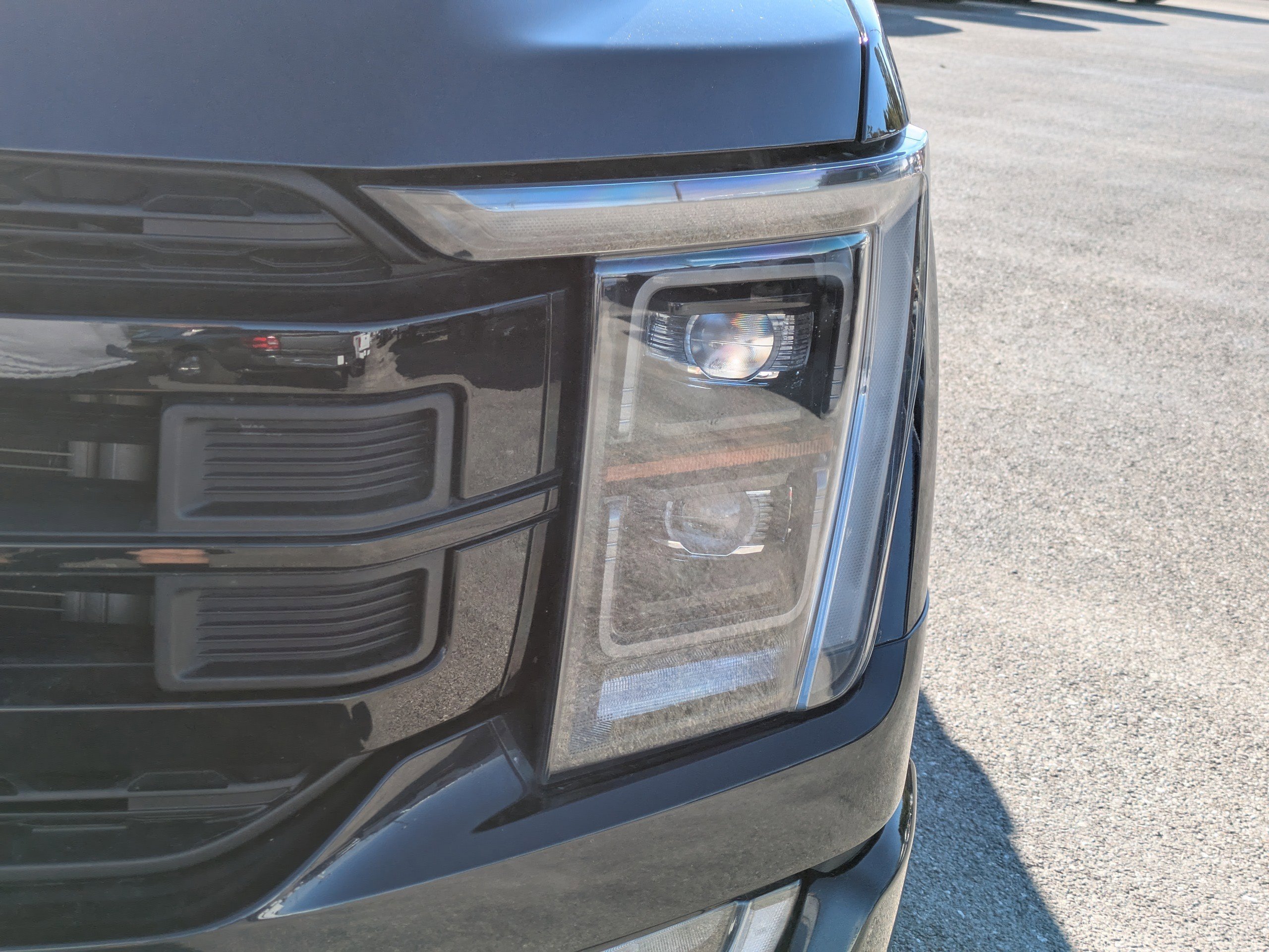 Certified 2022 Ford F150 Platinum w/ Equipment Group 701A High image 10