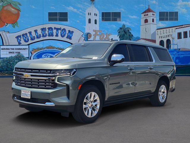 Used 2024 Chevrolet Suburban Premier w/ Premium Package 2 AWD/4WD image 2
