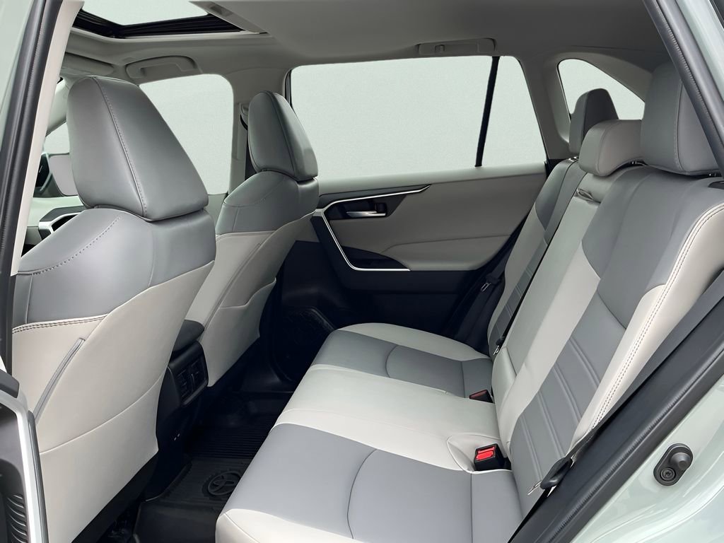 Used 2023 Toyota RAV4 XLE Premium FWD image 18