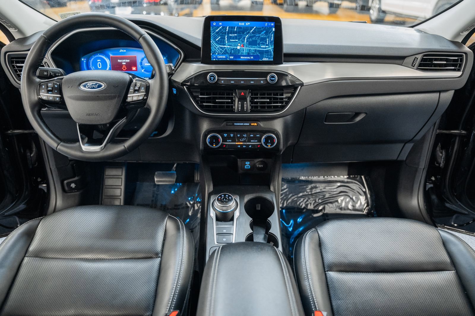 Certified 2022 Ford Escape Titanium image 23