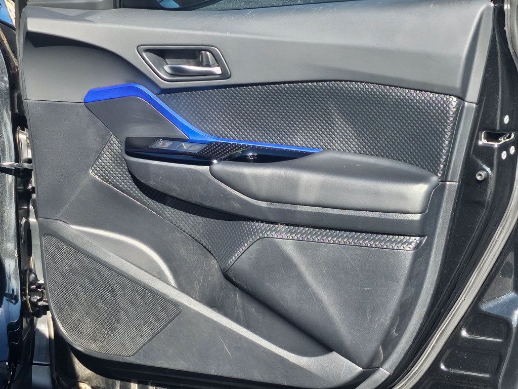 Used 2021 Toyota C-HR XLE FWD image 35