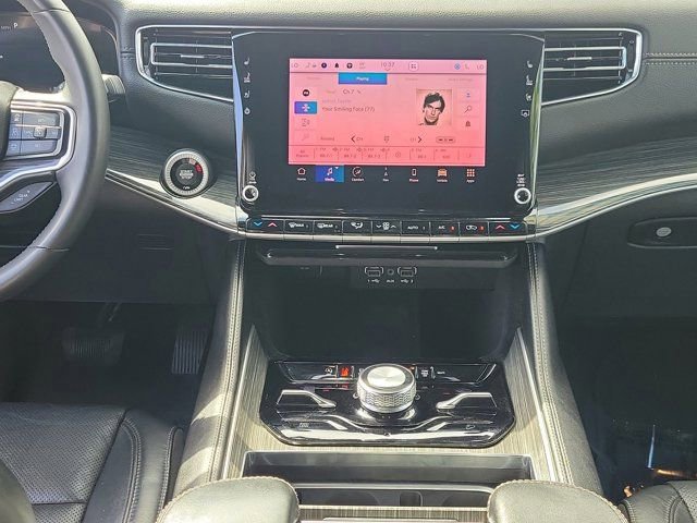 Used 2022 Jeep Wagoneer Series III image 20