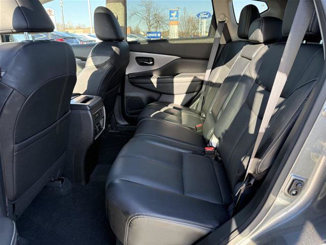 Used 2023 Nissan Murano SL AWD/4WD image 15