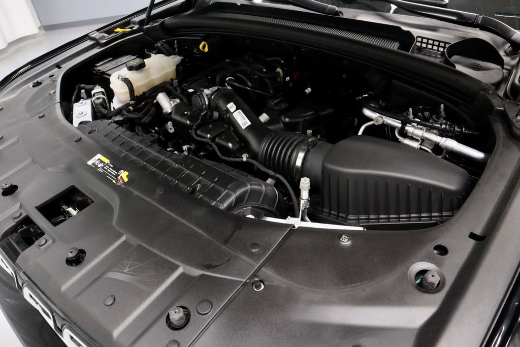 Used 2023 Jeep Grand Cherokee Limited image 19