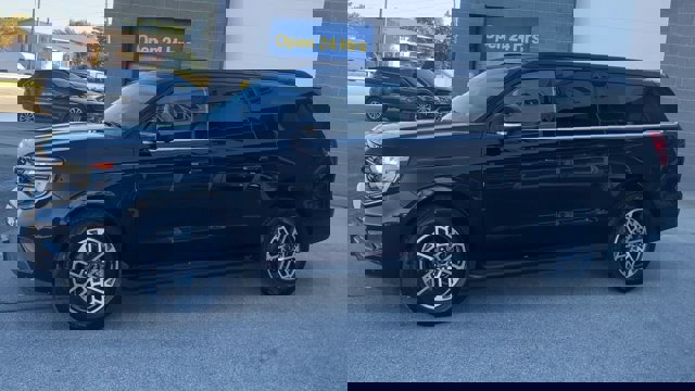 Certified 2025 Ford Expedition Max Active image 6