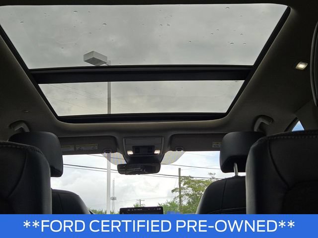 Used 2024 Honda Pilot Touring image 12
