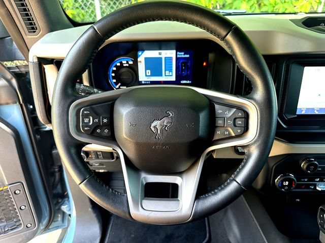 Certified 2023 Ford Bronco Badlands w/ Sasquatch Package AWD/4WD image 12