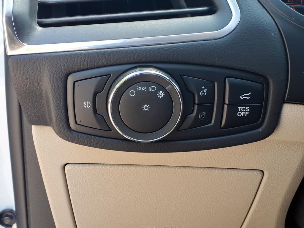 Certified 2023 Ford Edge Titanium AWD/4WD image 19