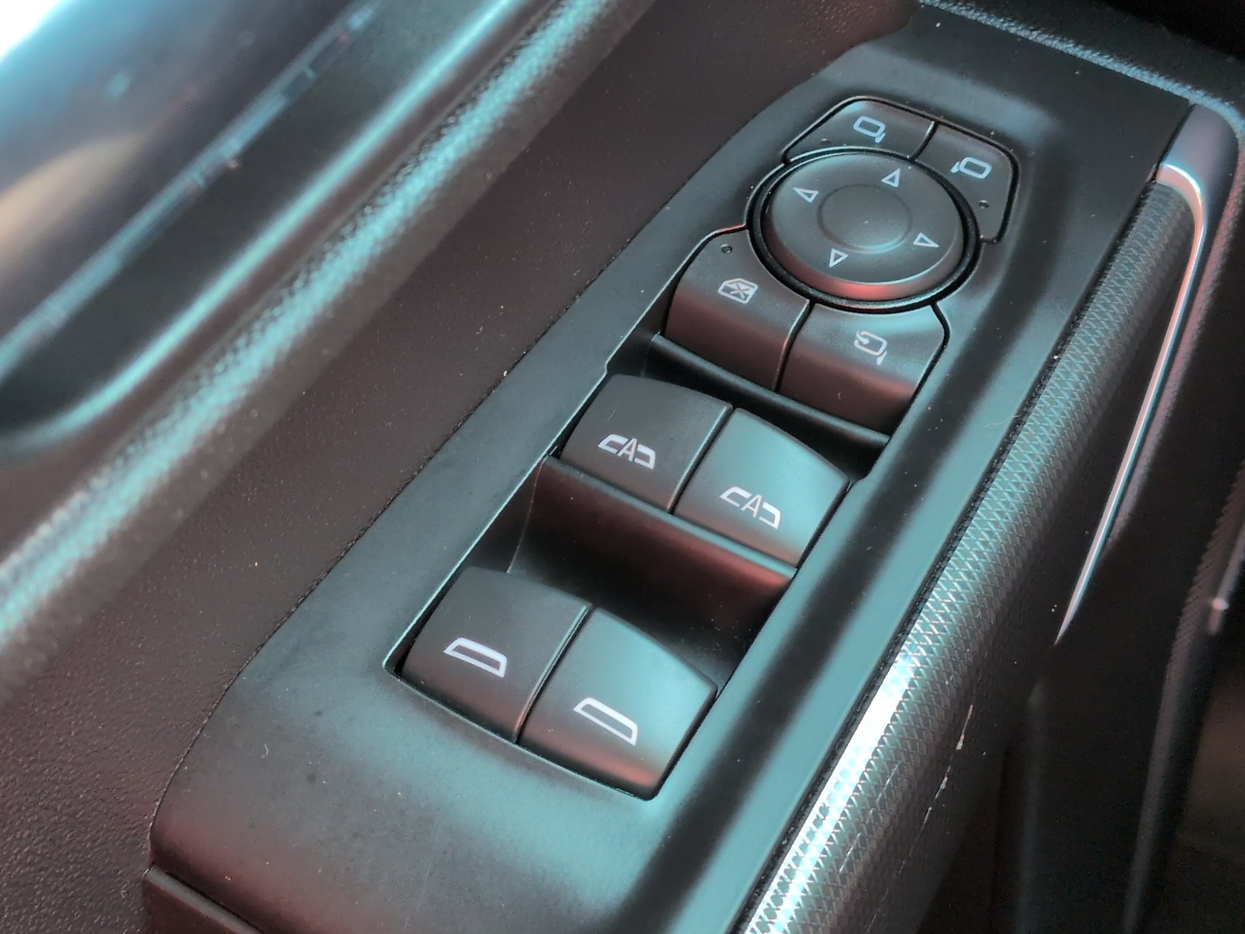 Used 2021 GMC Sierra 1500 AT4 w/ AT4 Premium Package AWD/4WD image 23