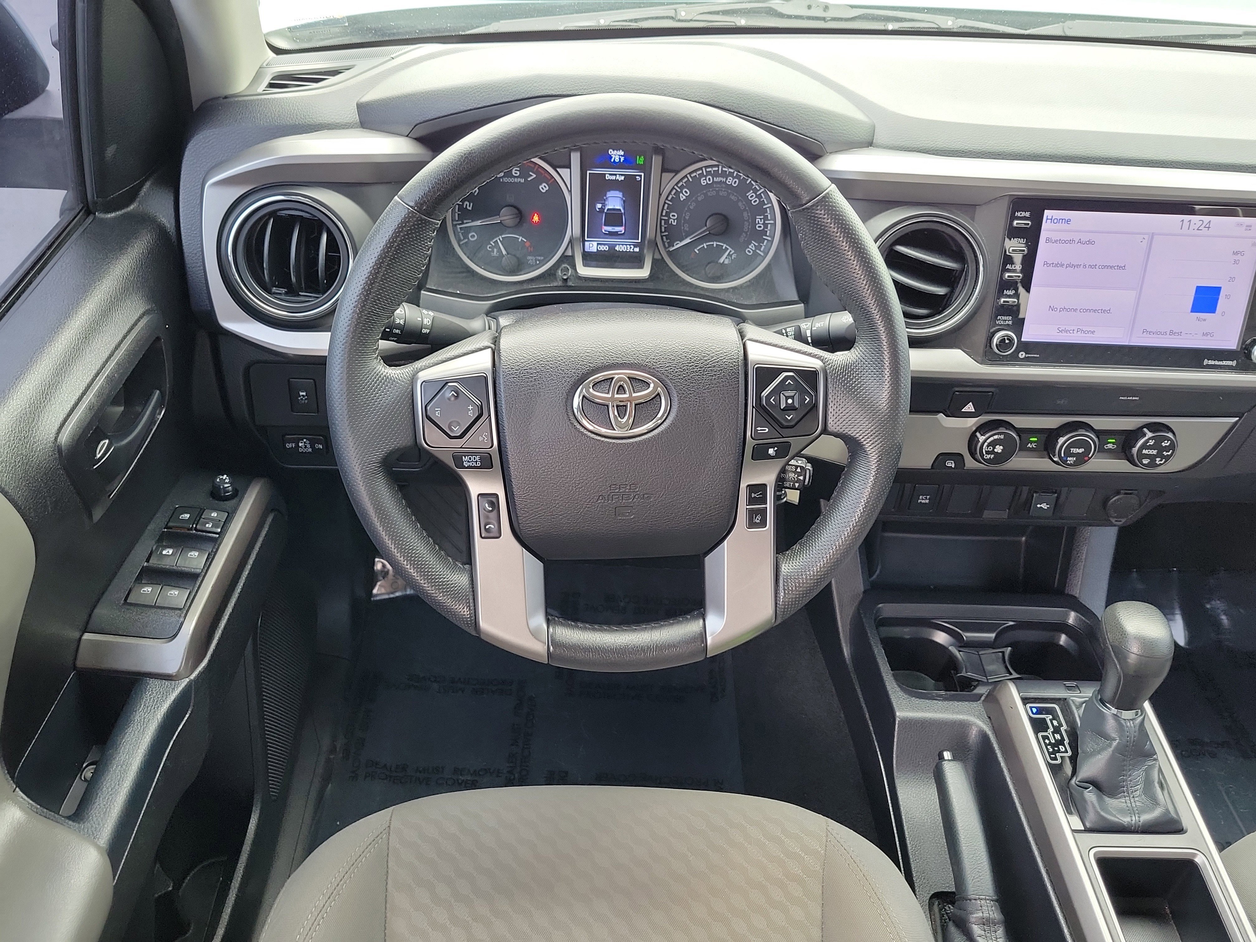 Used 2021 Toyota Tacoma SR5 w/ SR5 Appearance Package (SM) image 16