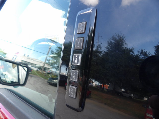 Certified 2023 Ford F150 Raptor AWD/4WD image 16