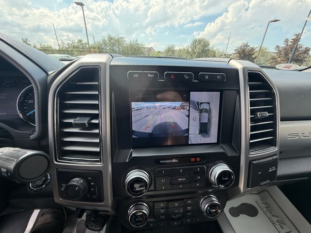 Certified 2021 Ford F350 Platinum w/ Tremor Off-Road Package AWD/4WD image 29