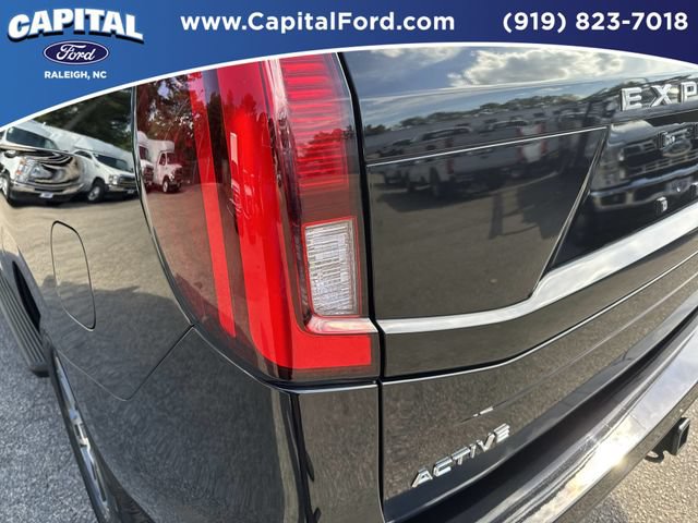 Certified 2025 Ford Expedition Active AWD/4WD image 15