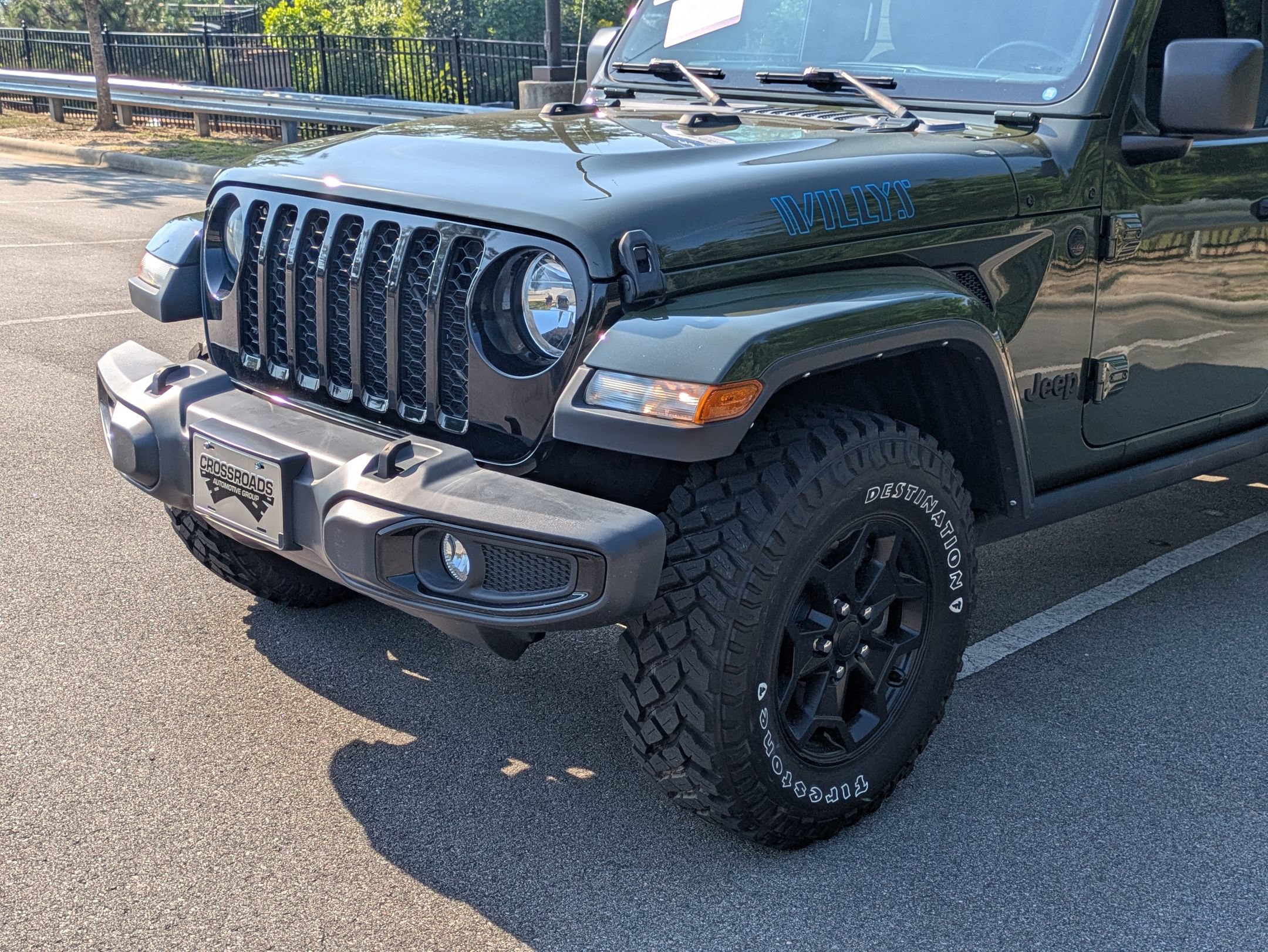 Used 2021 Jeep Gladiator Sport AWD/4WD image 10
