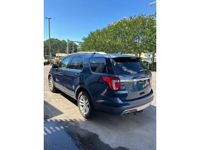 Certified 2017 Ford Explorer XLT w/ Equipment Group 201A FWD image 2
