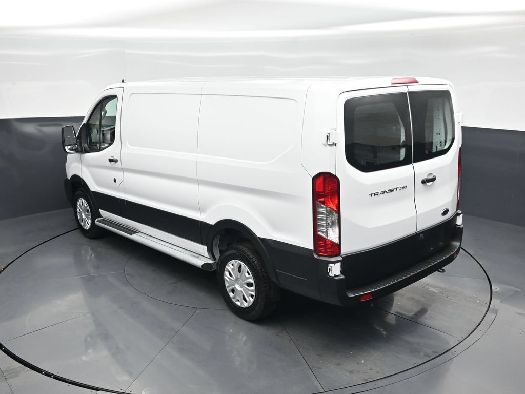 Certified 2025 Ford Transit 250 Low Roof w/ Exterior Upgrade Package RWD image 32