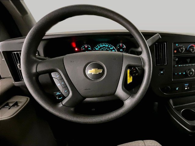 Used 2018 Chevrolet Express 3500 LT w/ LT Preferred Equipment Group RWD image 5