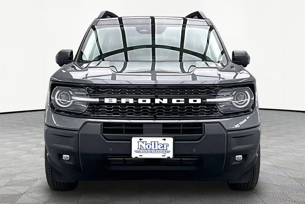 Certified 2025 Ford Bronco Sport Outer Banks w/ Outer Banks Tech Package+ AWD/4WD image 3