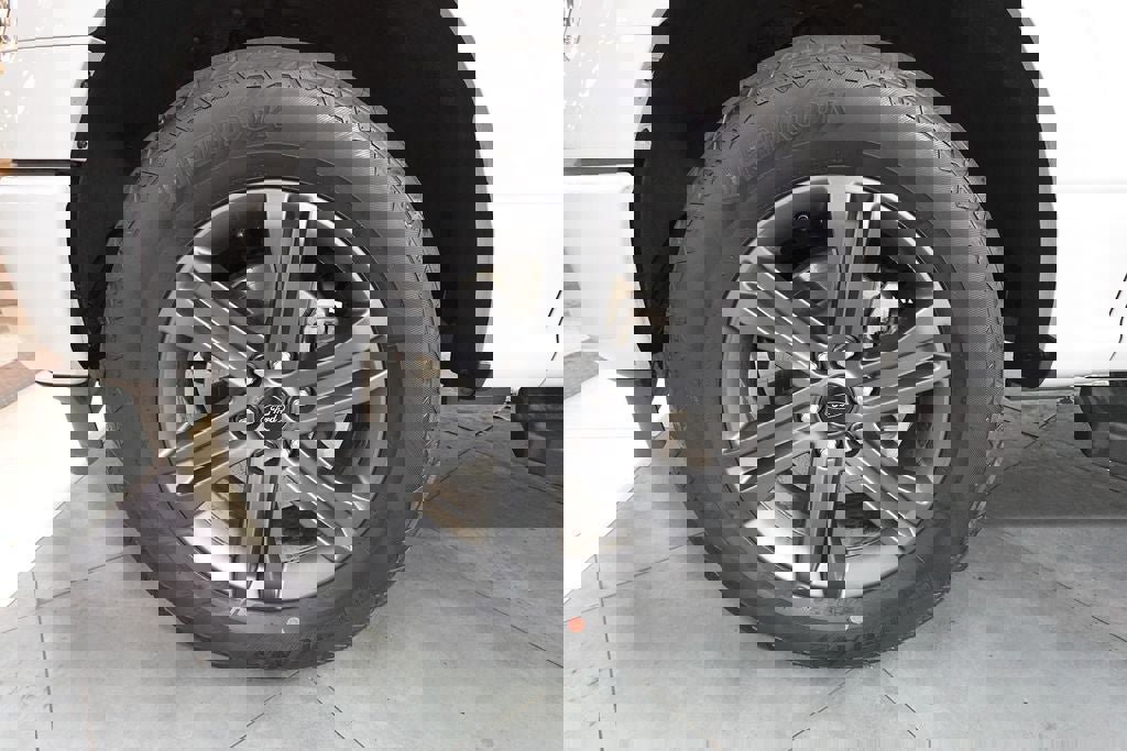 Certified 2023 Ford F150 Lariat image 36