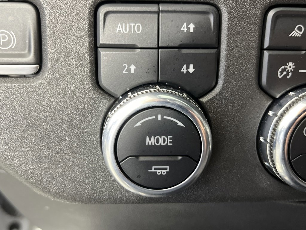 Used 2023 GMC Sierra 1500 SLT image 23