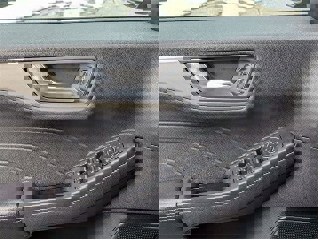 Certified 2021 Ford Escape SEL image 11