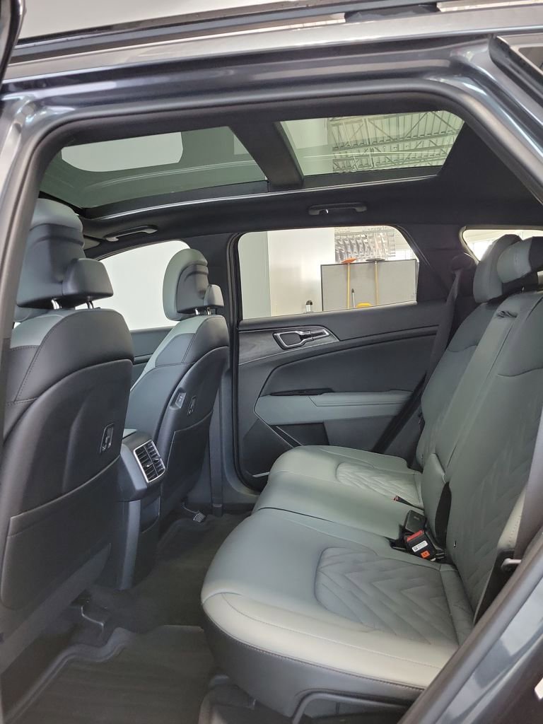 Used 2023 Kia Sportage X-Line w/ X-Line Premium Package AWD/4WD image 29