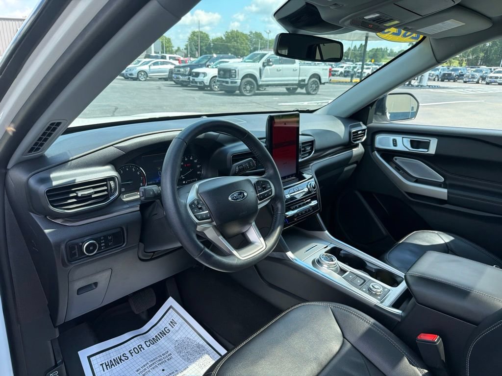 Certified 2023 Ford Explorer Limited w/ Limited Technology Package AWD/4WD image 10