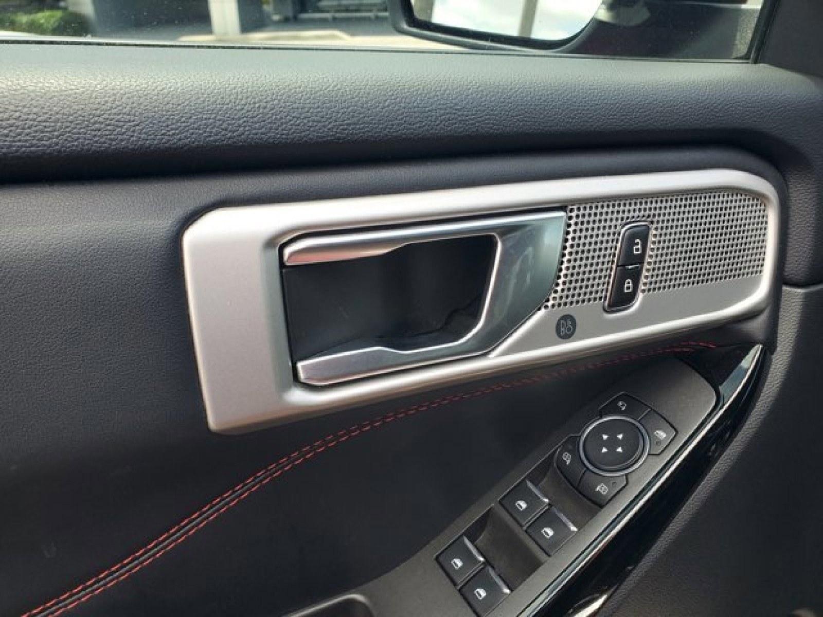 Certified 2023 Ford Explorer ST-Line w/ Class IV Trailer Tow Package RWD image 15