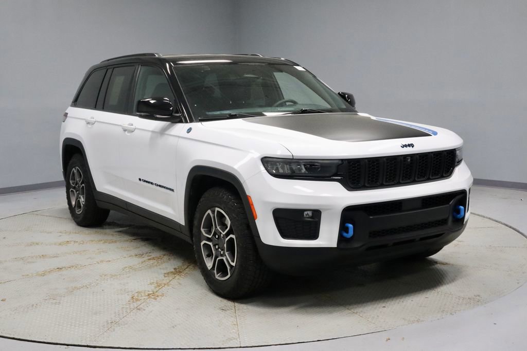 Used 2022 Jeep Grand Cherokee Trailhawk w/ Luxury Tech Group III AWD/4WD image 7
