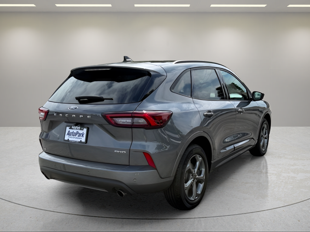 Certified 2024 Ford Escape ST-Line w/ Tech Pack #1 AWD/4WD image 9