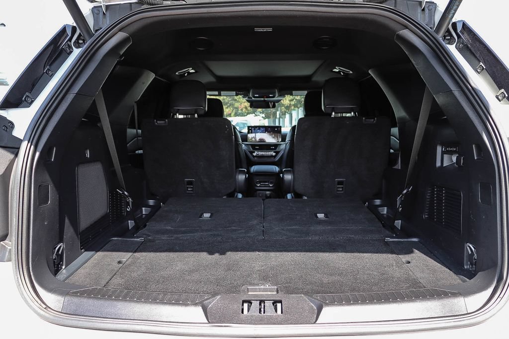 Certified 2025 Ford Explorer ST w/ Sun And Sound Package AWD/4WD image 29