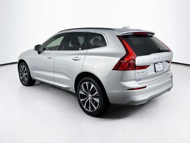 Used 2022 Volvo XC60 B5 Momentum w/ Advanced Package FWD image 4